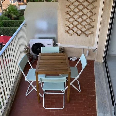 06At1 - Cosy Seaside Studio In An Ideal Location Antibes Exterior photo