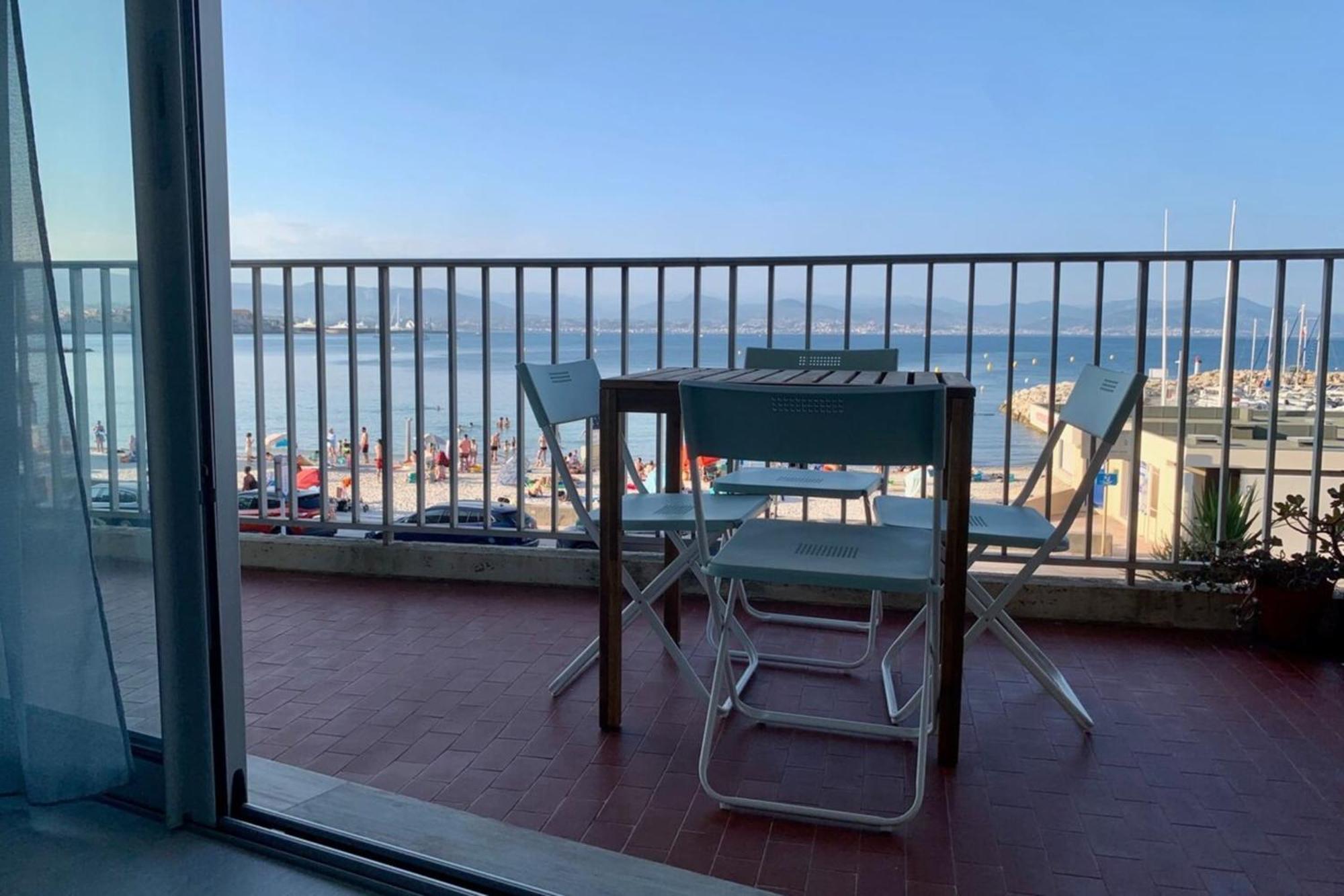 06At1 - Cosy Seaside Studio In An Ideal Location Antibes Exterior photo
