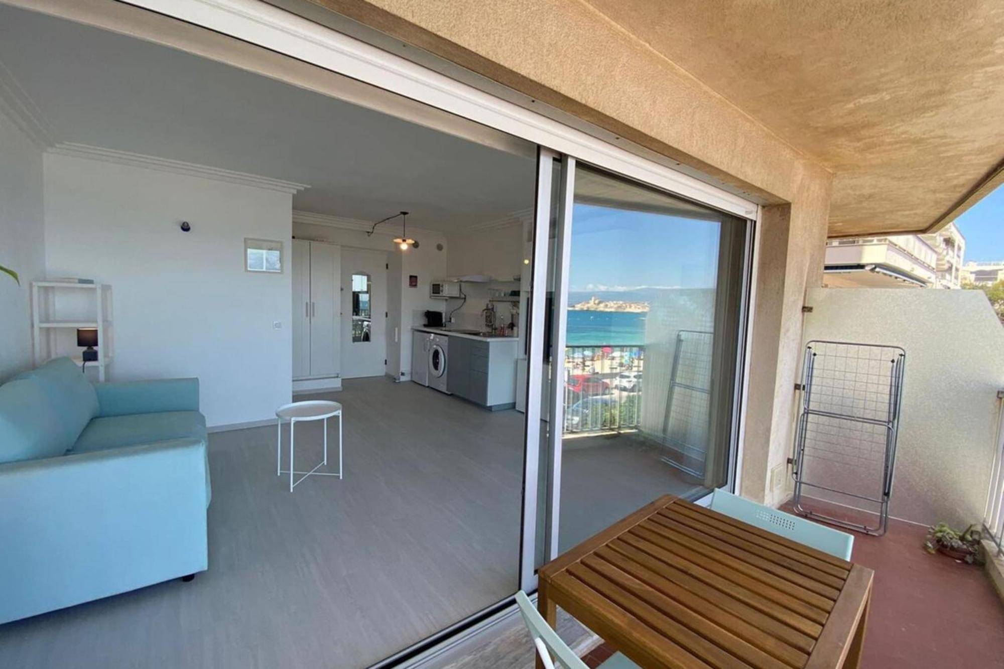 06At1 - Cosy Seaside Studio In An Ideal Location Antibes Exterior photo